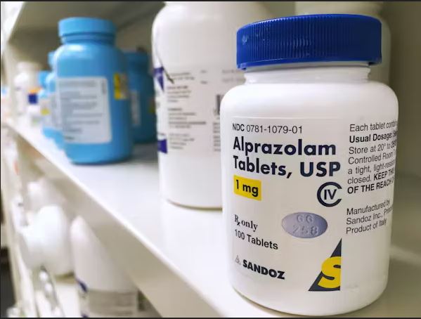 زاناکس به صورت قرص