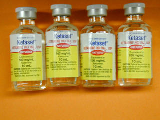 از کتامین چه میدانید؟ 2 ketamine 10ml bottle