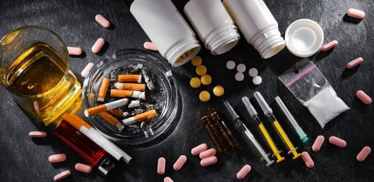 یازده معیار اصلی اعتیاد به مواد