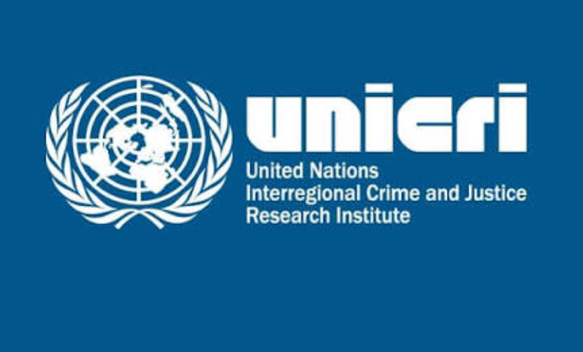 لوگوی UNICRI: سازمان بین‌المللی مقابله با پیوند تروریسم و جرایم سازمان‌یافته